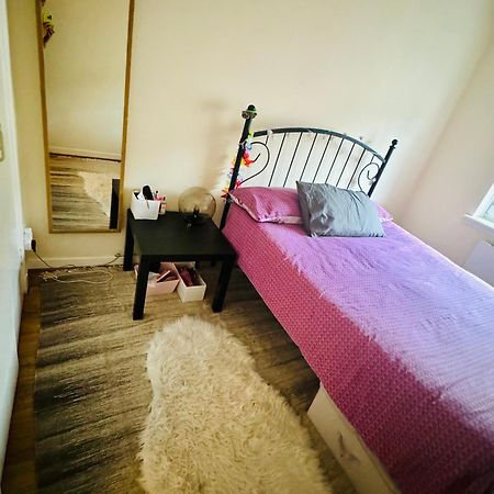 Quiet And Private Room Glasgow City Center Esterno foto
